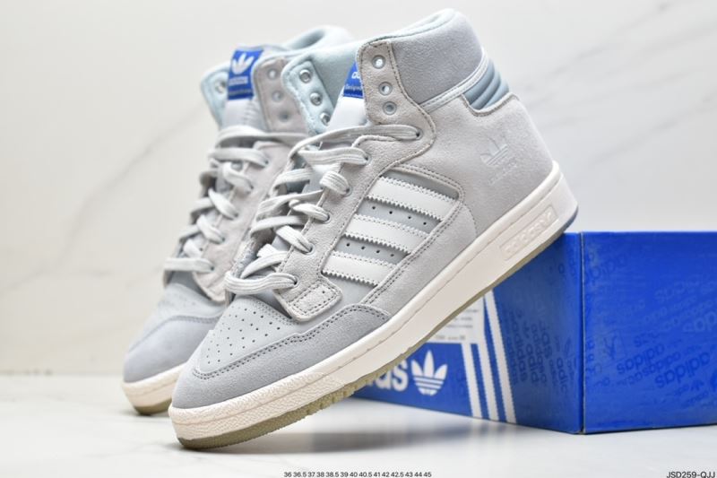 Adidas Sneakers